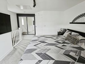 Photo 10- click for photo gallery